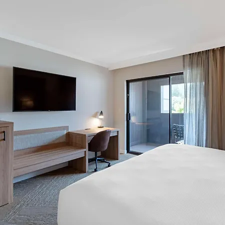 Best Western Plus Inn At The Vines Napa Exterior photo